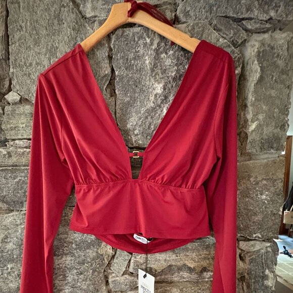 PRINCESS POLLY MAIER LONG SLEEVE TOP; RED; SIZE 10(US); NWT (SOLD OUT!!) - Picture 4 of 4